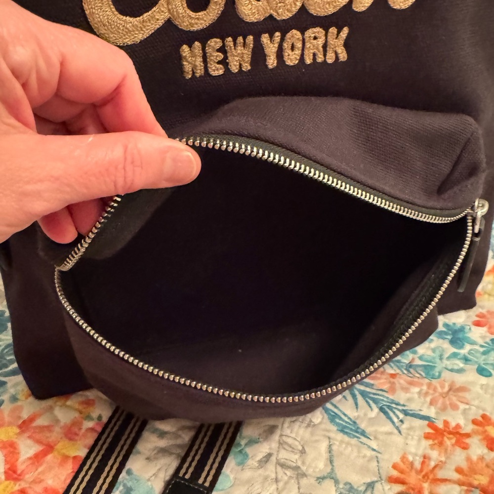 Authentic Coach Black Backpack with Gold Logo with authenticity attached - Picture 2 of 10